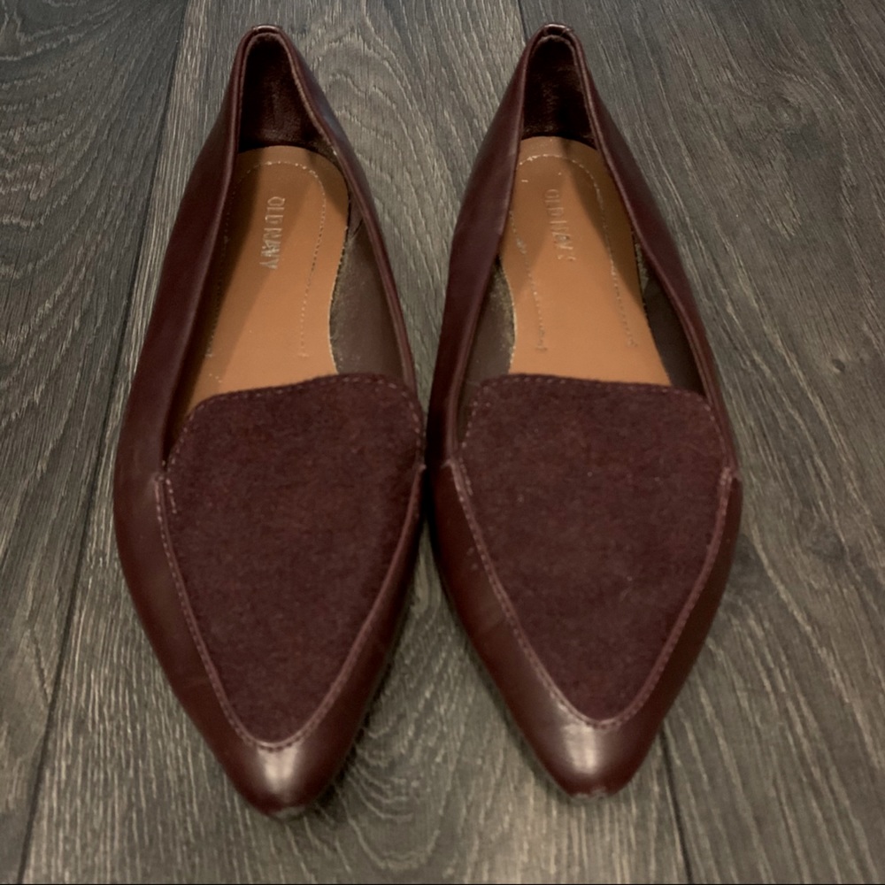 Old Navy | Burgundy Pointy Toe Flats